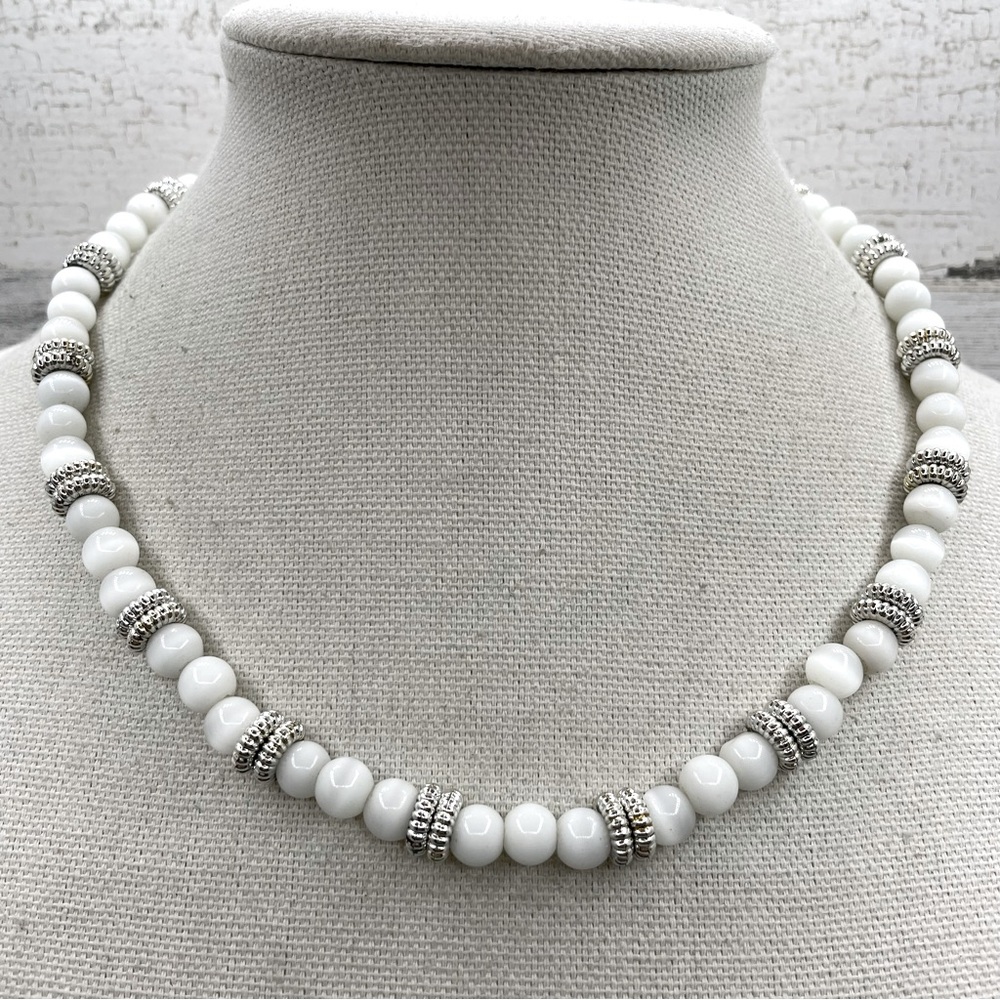 Beautiful Unsigned Artisan Silver Tone White Moon Light Beaded Bridal Necklace
